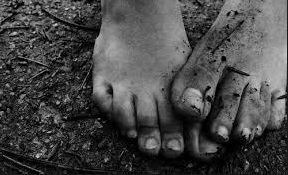 feet in dirt